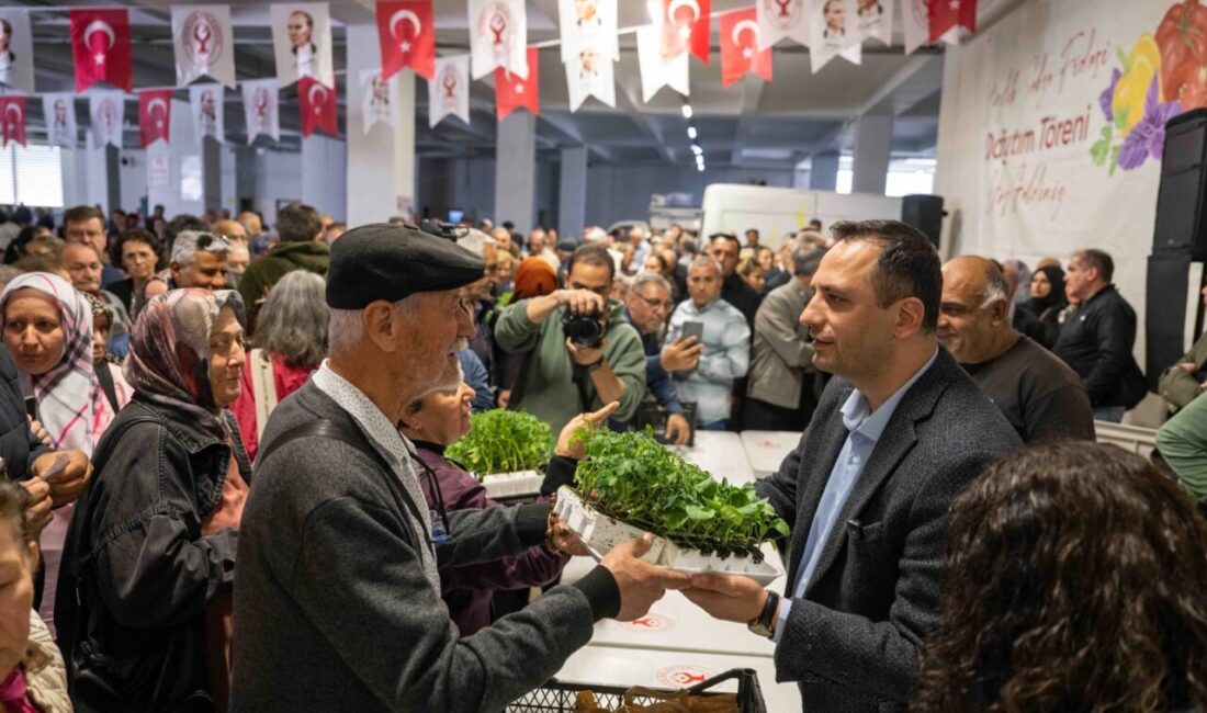 İzmir Bornova Belediyesi, Ekolojik Kent Yerel Tohum Merkezi’nde vatandaşlara 220
