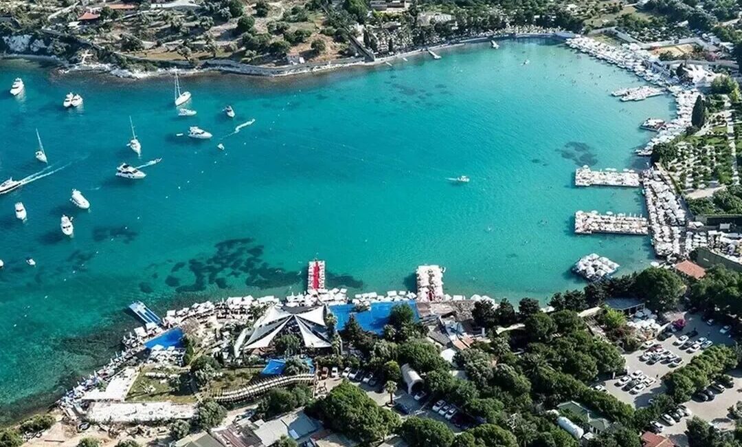 İzmir’in Çeşme ilçesi Ayayorgi Mevkii’nde, daha önce iki kez mahkeme