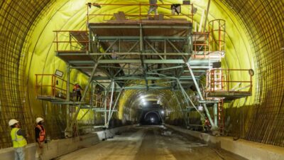 Buca ile Bornova’yı kesintisiz birbirine bağlayacak Buca Onat Tüneli’nde bir