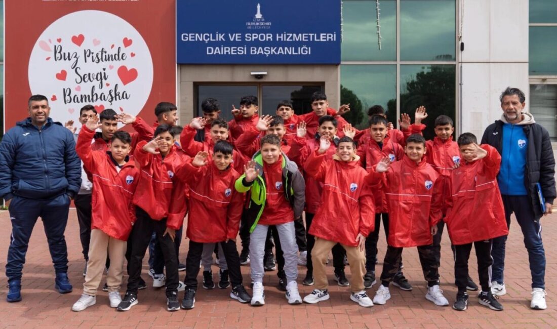 İzmir Büyükşehir Belediye Başkanı Dr. Cemil Tugay, Roman Yurttaş Meclisi’nde