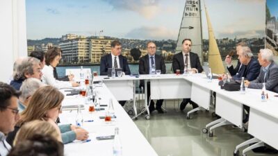 İzmir Büyükşehir Belediyesi’nin kurduğu Arkeoloji Kurulu ilk toplantısını yaptı. Akademisyenler