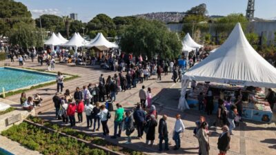 İzmir Kültürpark’ta düzenlenen İZKİTAP – 7. İzmir Kitap Fuarı, ikinci