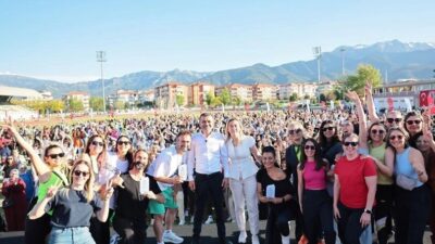 Denizli Büyükşehir Belediyesi, Dünya Dans Günü’nü kentin dört bir yanından