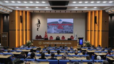 Kayseri Büyükşehir Belediyesi, personelinin kurumsal kapasitesini artırmak ve disiplin süreçlerinde