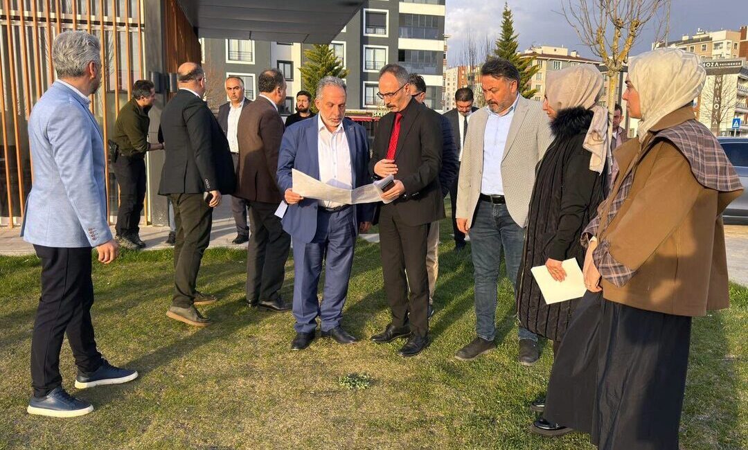 Kayseri Talas Belediyesi, baharın coşkusunu ilçe genelinde hissettirecek “Çiçek Şenliği”