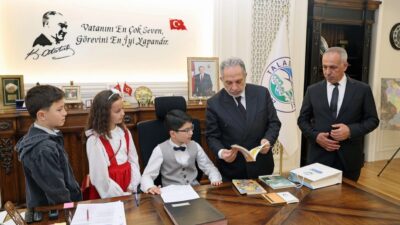 Kayseri Talas Belediye Başkanı Mustafa Yalçın, 23 Nisan Ulusal Egemenlik