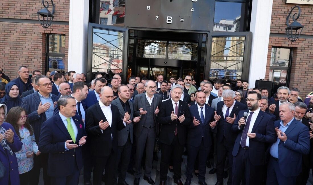 Türkiye'de ilk defa gıda üzerine bir alışveriş merkezini hayata geçiren