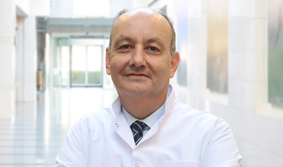 KBB Uzmanı Prof. Dr. Mehmet Emre Üstündağ, kepçe kulağın yenidoğan