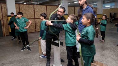 Konya Karatay Belediyesi’nin Kış Spor Okulları yoğun ilgi görmeye devam