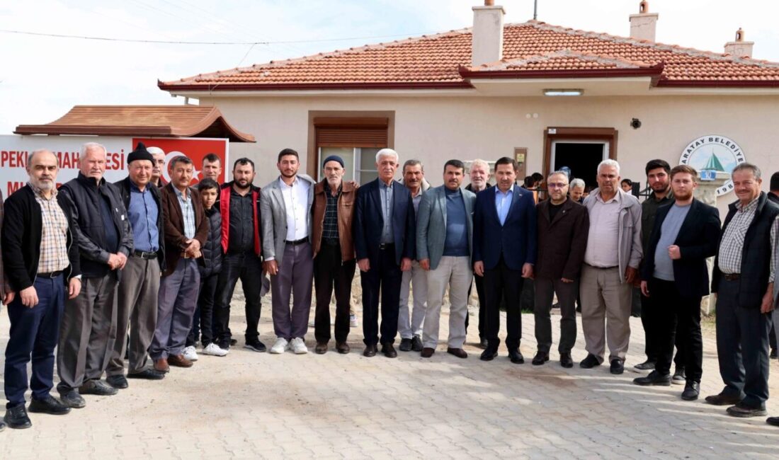 Konya Karatay Belediye Başkanı Hasan Kılca, saha çalışmaları kapsamında mahalle