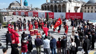 Konya Büyükşehir Belediyesi bünyesinde faaliyet gösteren Bando ve Mehter Takımı,
