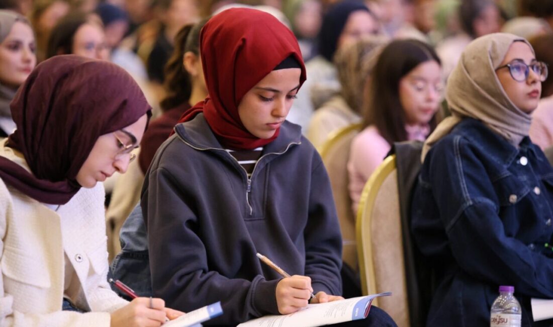 KTO Karatay Üniversitesi, üniversite sınavına hazırlanan öğrenci ve mezunların eksiklerini