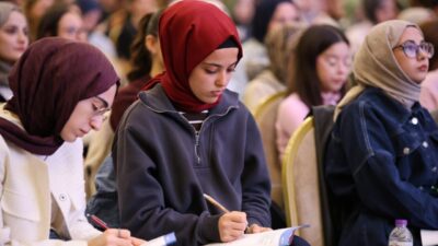 KTO Karatay Üniversitesi, üniversite sınavına hazırlanan öğrenci ve mezunların eksiklerini