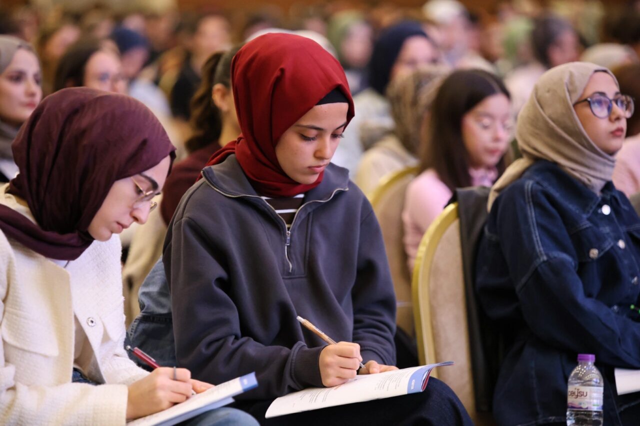 KTO Karatay Üniversitesi, üniversite sınavına hazırlanan öğrenci ve mezunların eksiklerini