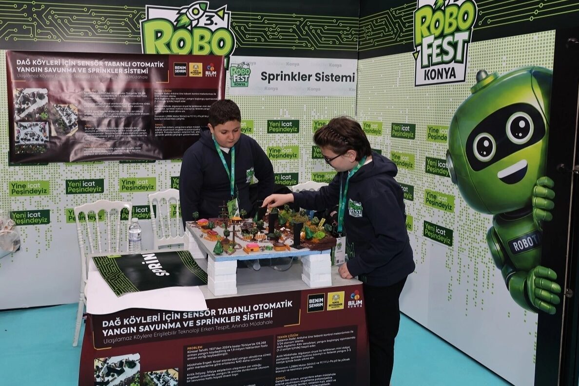 Karatay’da robotik ve teknoloji heyecanı üçüncü kez yaşanıyor.  ROBOFEST