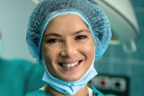 TruMerit 2025 Hemşire Göçü Raporu, bölgeler arasında iş gücü eşitsizliklerinin