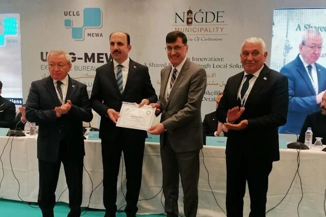 Kütahya Belediye Başkanı Eyüp Kahveci, yürüttüğü başarılı çalışmalar ve sürdürülebilir