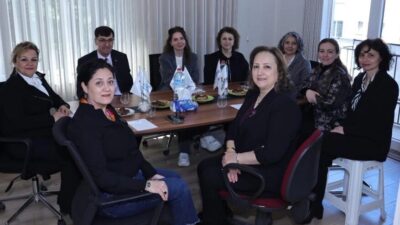 Kütahya Belediye Başkanı Eyüp Kahveci, Kütahya İş Kadınları Derneği’ni ziyaret