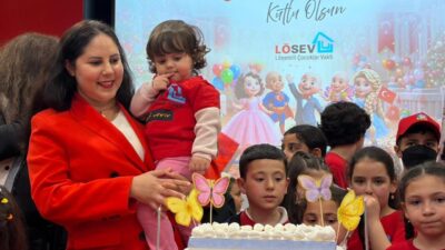 LÖSEV’e kayıtlı lösemi ve kanser ile mücadele eden minikler, Türkiye