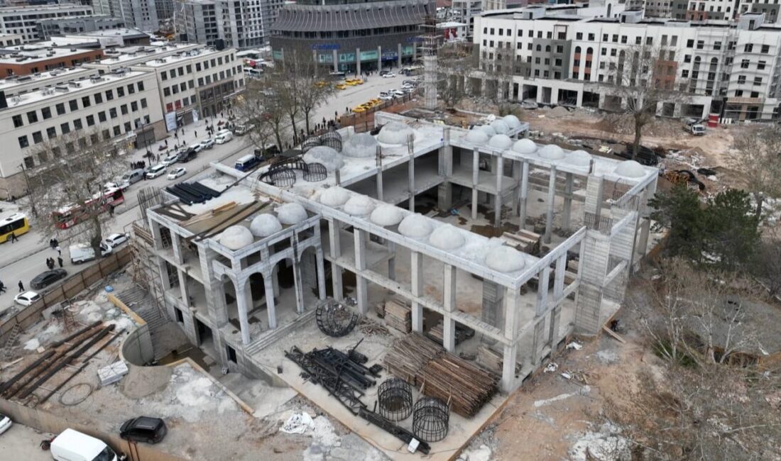 Malatya Büyükşehir Belediye Başkanı Sami Er, Malatya'ya büyük bir cami