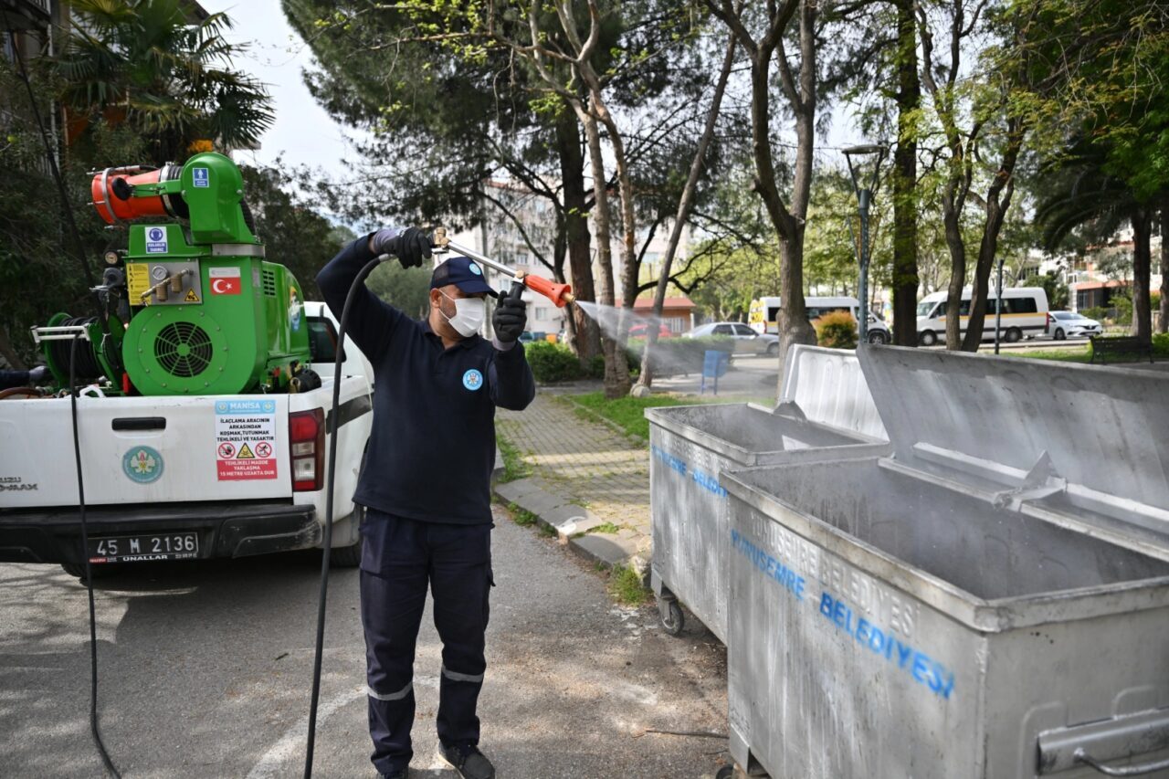 Manisa Büyükşehir Belediyesi, yaz mevsimi öncesinde halk sağlığını korumak ve