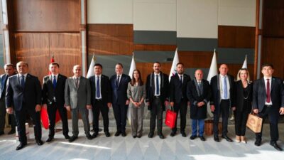 486’ncı Uluslararası Manisa Mesir Macunu Festivali kapsamında Manisa’ya gelen konuk