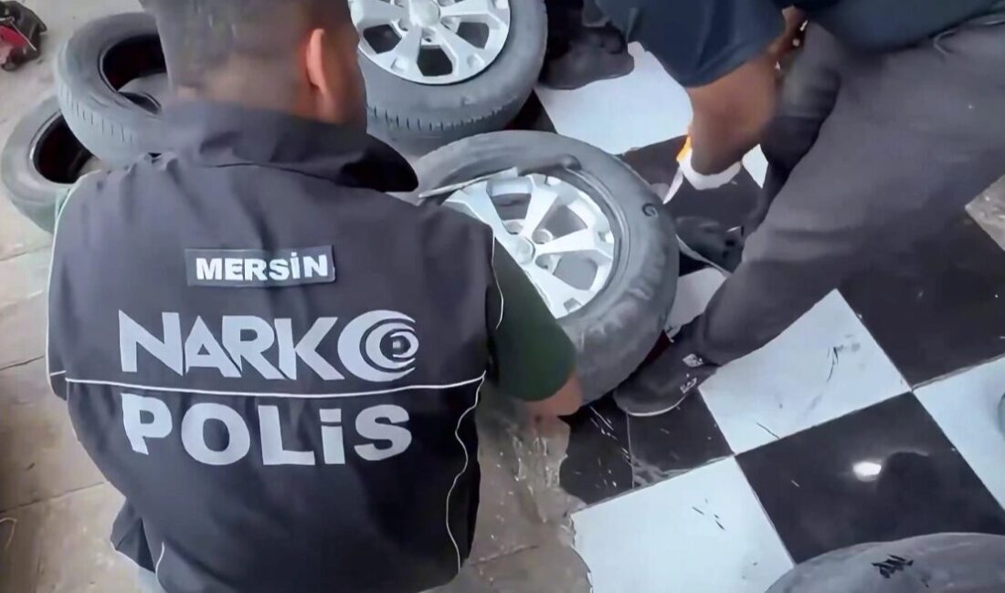 Mersin Emniyet Müdürlüğü ekiplerinin düzenlediği operasyonda, araç lastiklerine saklanan uyuşturucu
