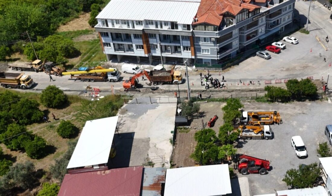 Muğla'nın Dalaman ilçesinde doğalgaz çalışmaları resmen başladı. Hürriyet Mahallesi’nde gerçekleştirilen