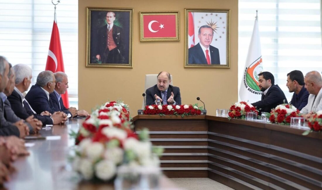 Şanlıurfa Büyükşehir Belediye Başkanı Mehmet Kasım Gülpınar, Suruç ilçe merkezi