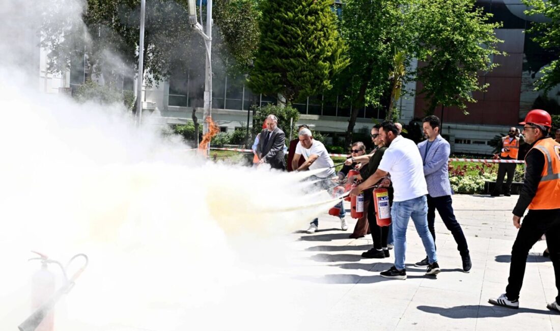 Antalya Muratpaşa Belediyesi Afet İşleri Müdürlüğü, belediyenin ana hizmet binasında