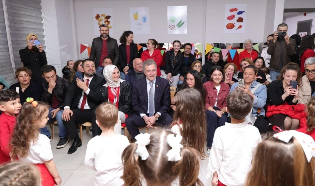 Osmangazi Belediyesi’nin kreş ve gündüz bakım evlerinde eğitim gören öğrenciler,