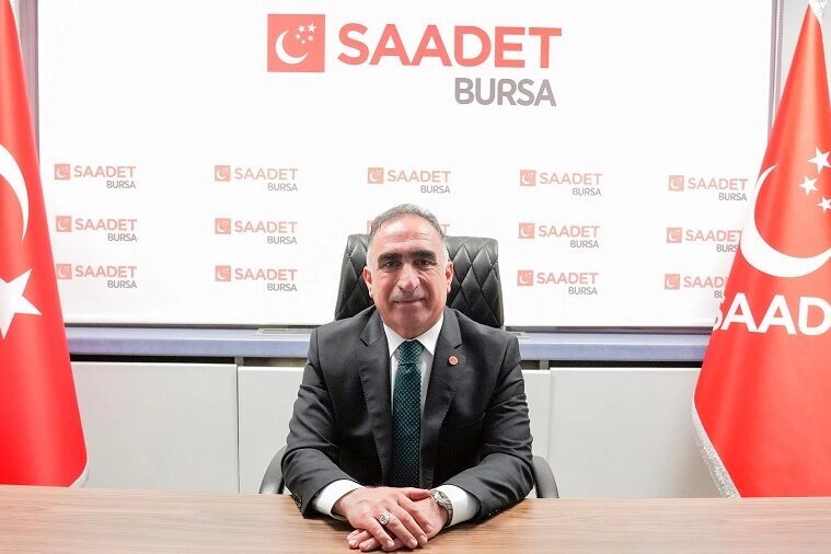 Saadet Partisi Bursa İl Başkan Yardımcısı Ensari Altınışık, artan akaryakıt