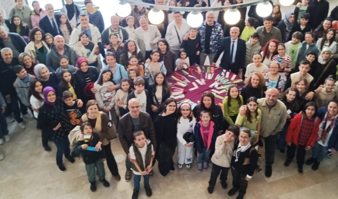 Okullarda yaşanan saldırı olaylarıyla milletçe yaşadığımız kötü gümlerde bir nebze