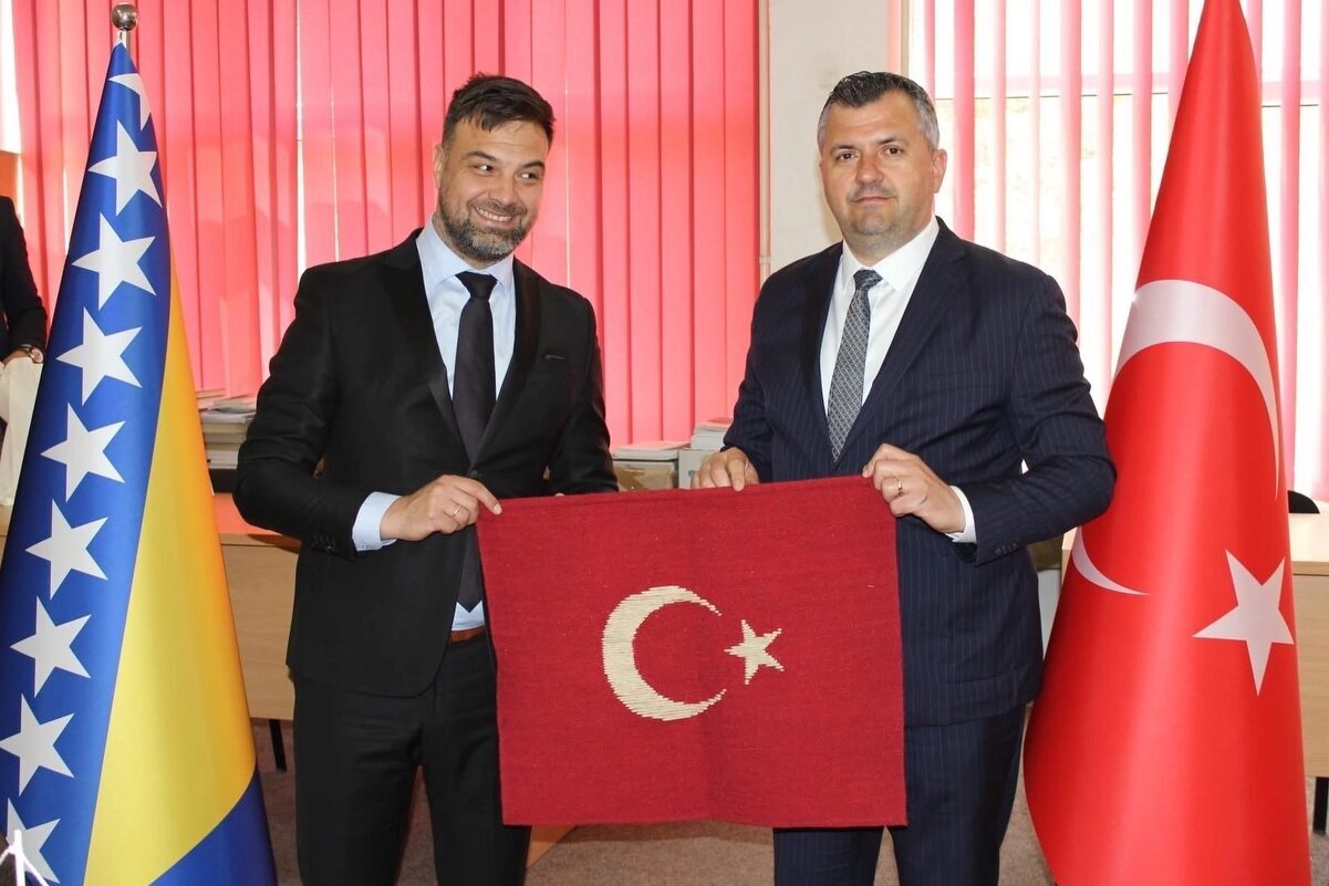 Saray Belediyesi ve Bosna Hersek Vares Belediyesi arasında kardeşlik ve