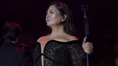 Sibel Can’dan İstanbul gecelerine ışıltılı start Sahnesi, zarafeti ve güçlü yorumu ile her daim fark yaratan