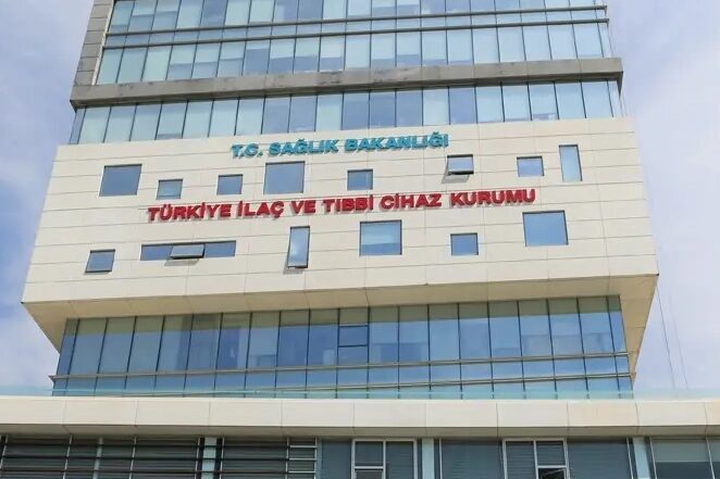 Bugünkü Resmi Gazete’de yayımlanan yeni tebliğle, tıbbi cihazların kullanım talimatlarına
