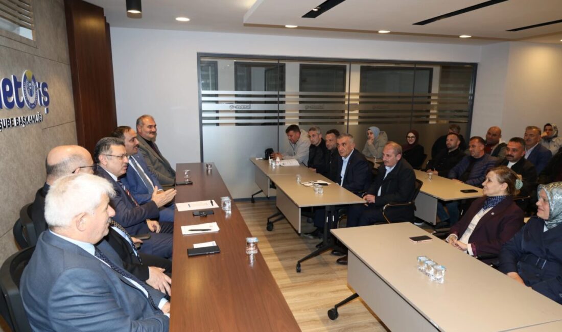 Trabzon Büyükşehir Belediye Başkanı Ahmet Metin Genç, Hizmet-İş Sendikası Trabzon