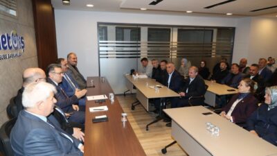 Trabzon Büyükşehir Belediye Başkanı Ahmet Metin Genç, Hizmet-İş Sendikası Trabzon