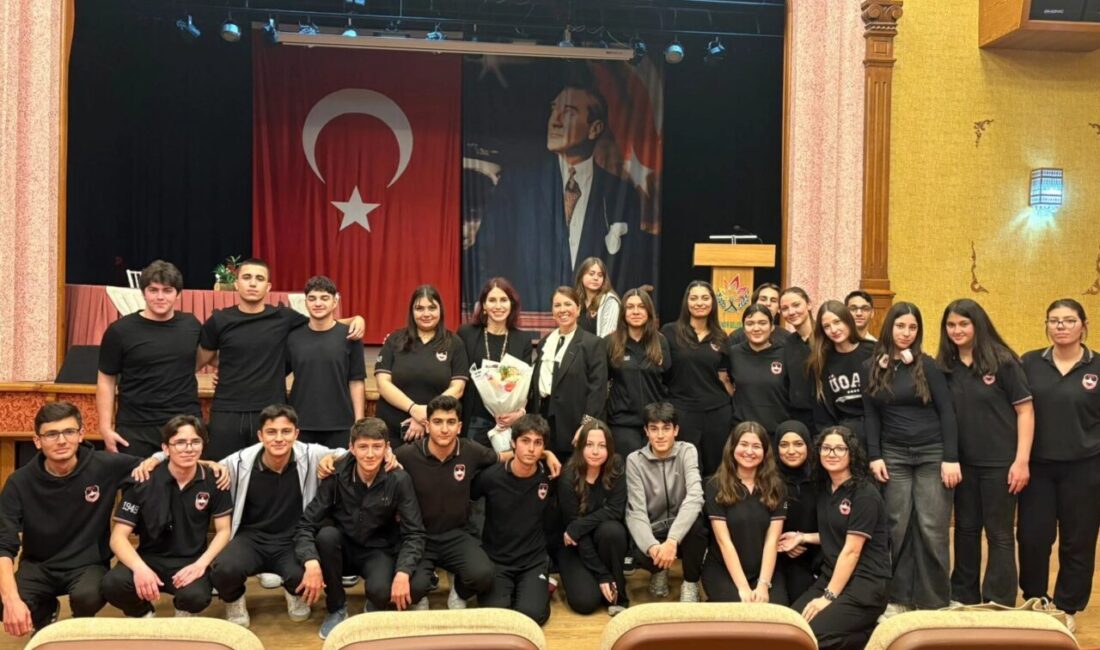 İzmir İl Millî Eğitim Müdürlüğü ve TÜBİTAK iş birliğiyle bir