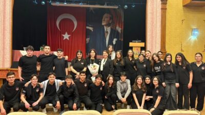 İzmir İl Millî Eğitim Müdürlüğü ve TÜBİTAK iş birliğiyle bir