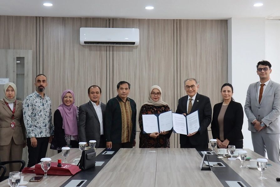 Türkiye- Endonezya arasında bilim ve irfan köprüsü Üsküdar Üniversitesi Kurucu Rektörü Prof. Dr. Nevzat Tarhan, Endonezya’nın başkenti