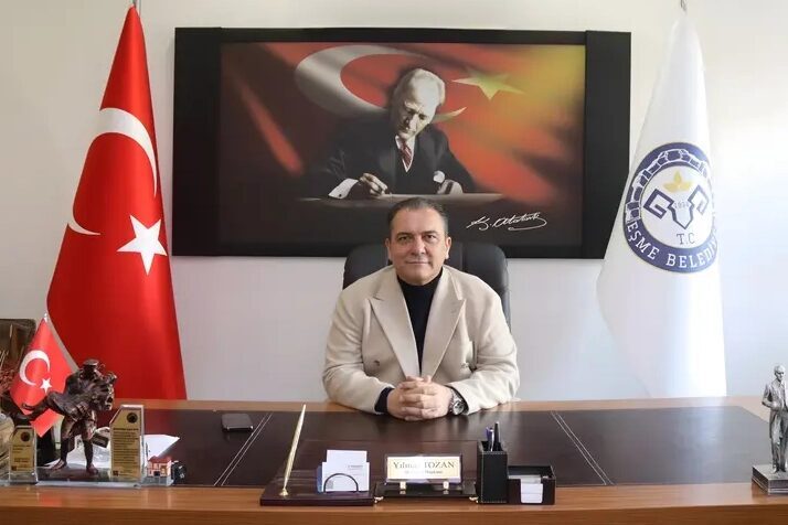 Uşak'a bağlı Eşme ilçesinde Belediye Başkanı Yılmaz Tozan, yürütülen soruşturma