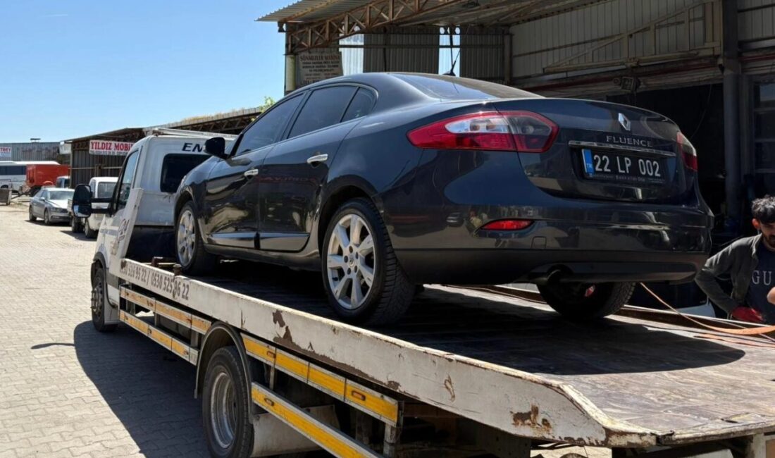 Uzunköprü Belediye Başkanı Ediz Martin, makam aracının arızalanmasıyla karşı karşıya