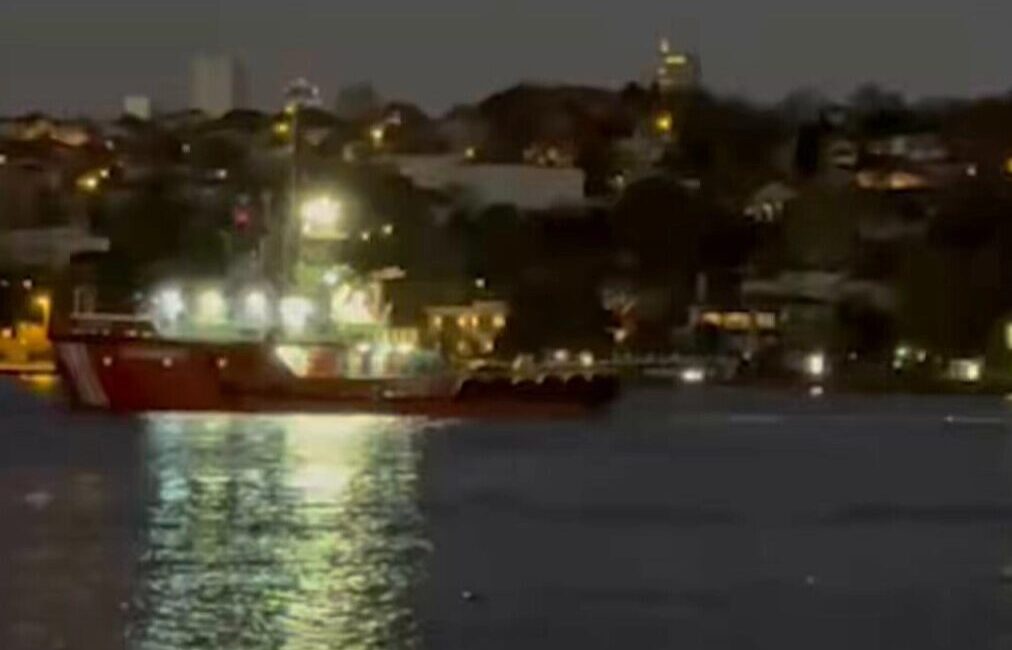 Yeniköy önlerinde karaya oturan KAPPA isimli gemi, Kıyı Emniyeti ekiplerinin