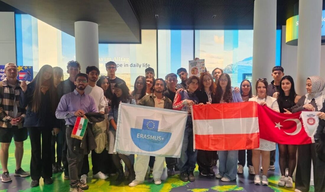 Yıldırım Ticaret Mesleki ve Teknik Anadolu Lisesi öğrencileri, Youth in