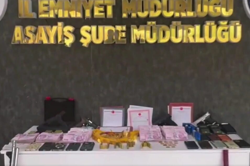 Şanlıurfa merkezli 13 ilde düzenlenen telefon dolandırıcılığı operasyonunda 149 şüpheli