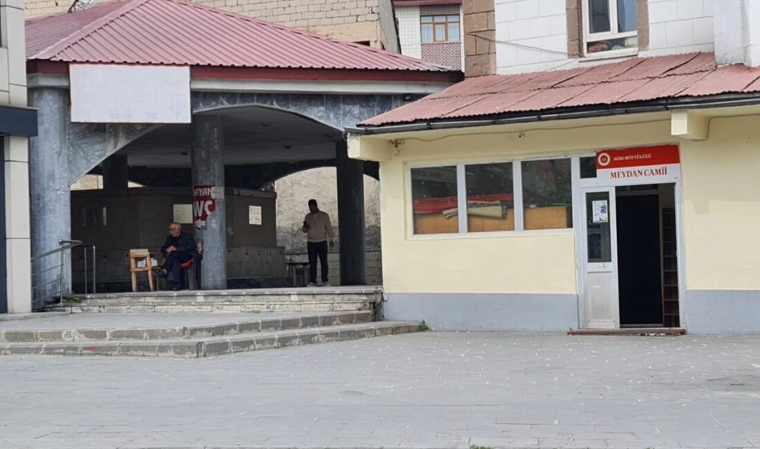 Ağrı Meydan Camii şadırvanda musluk krizi Ağrı Timur Medya Genel Yayın Yönetmeni OGC Yöneticisi Hikmet Timur’un