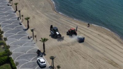 Balıkesir Büyükşehir Belediyesi, sahillerdeki yaz hazırlıklarını sürdürüyor. Halkın ihtiyaçlarına uygun