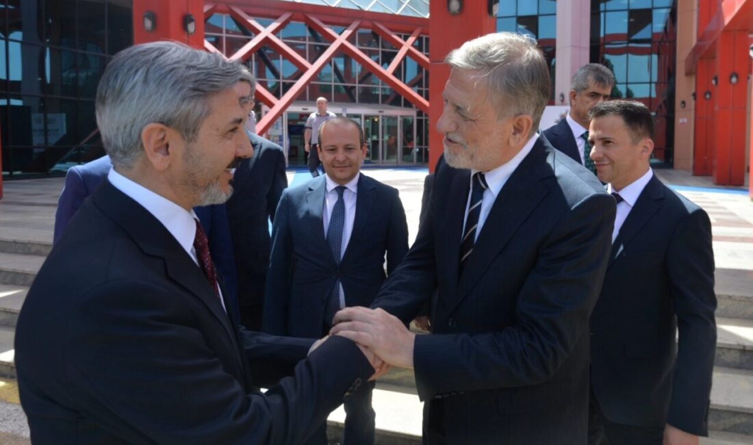 Bursa Ticaret ve Sanayi Odası Başkanı İbrahim Burkay, Çalışma ve