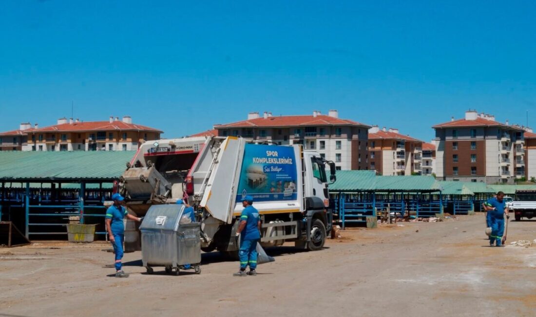 Bursa'da Yıldırım Belediyesi ekipleri, Kurban Bayramı boyunca ilçe genelindeki kurban